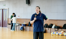 沙巴体育:女排奥运冠军宋妮娜：青少年保持身心健康才能走得更远